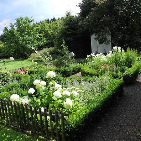 Villa Luzia Meuspath Eksteriør billede